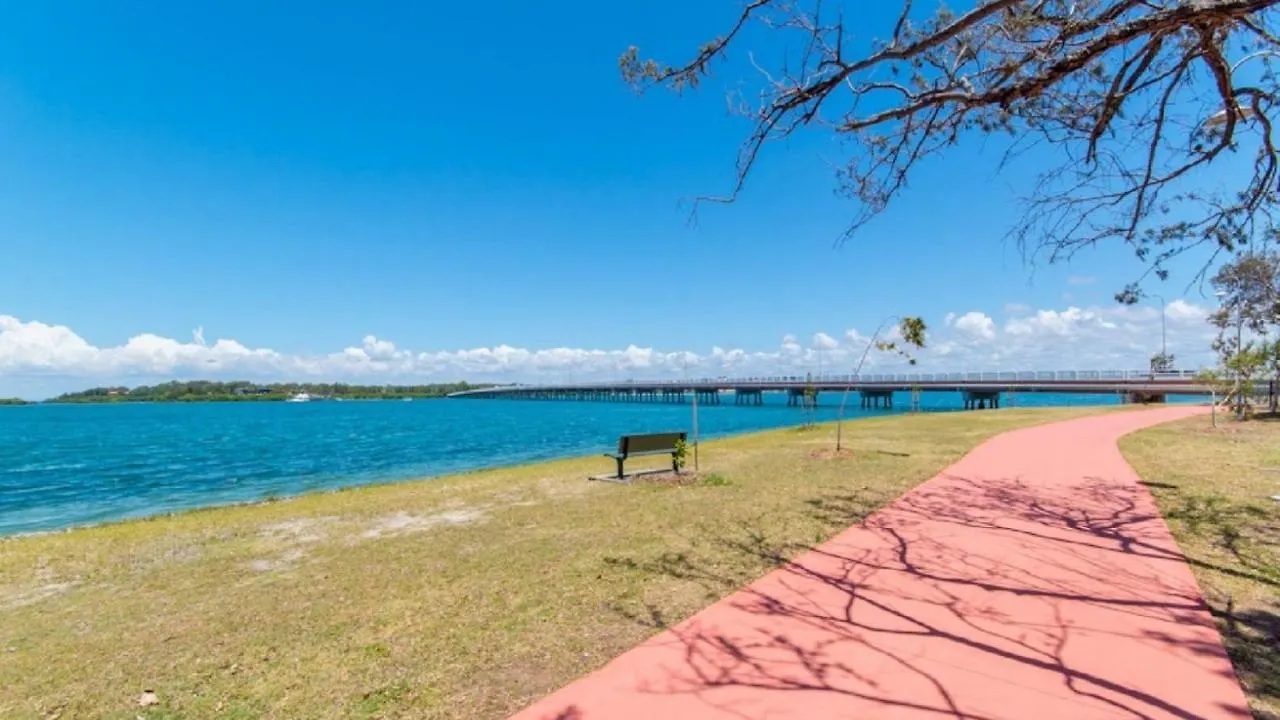 Dog Friendly Holiday House In Bongaree